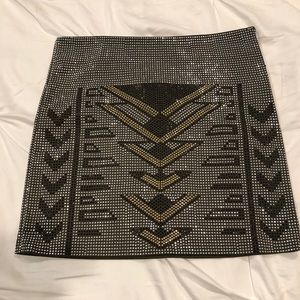 NWT - Beautiful Show Stopping Skirt - Size M